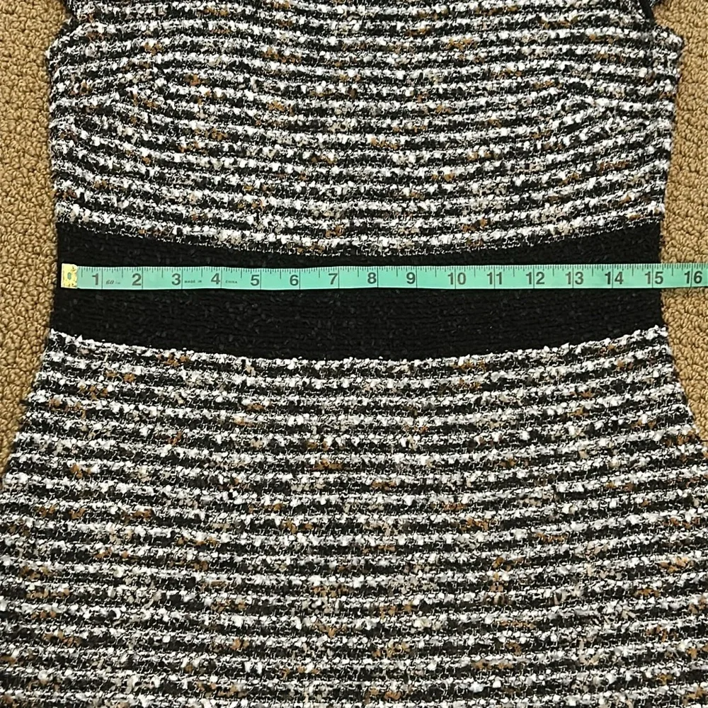 St. John Inlaid Eyelash Knit Cap Sleave A-Line Dress size 8 Black White Brown - Picture 15 of 17